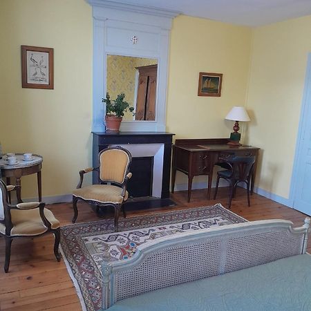 Chambres D'Hotes De Charme Dans Maison De Maitre Xixeme Periers Экстерьер фото